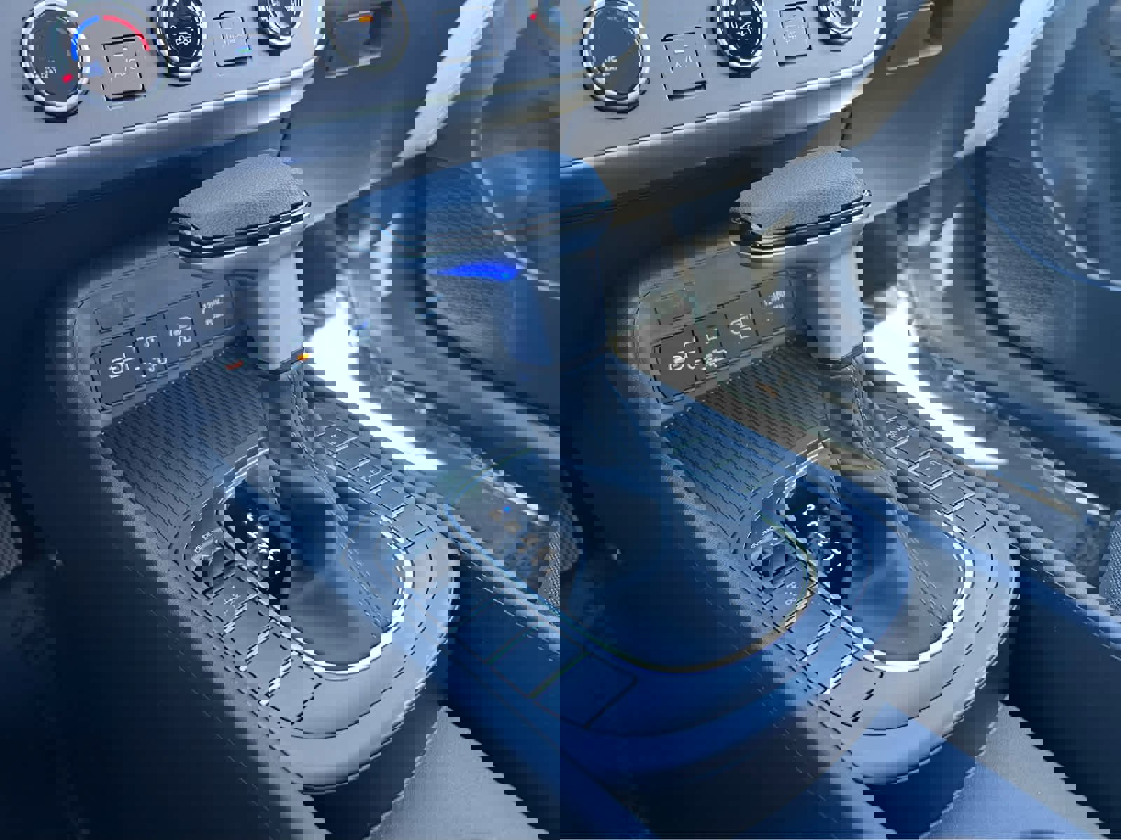 Certified 2026 Hyundai Kona SE image 38