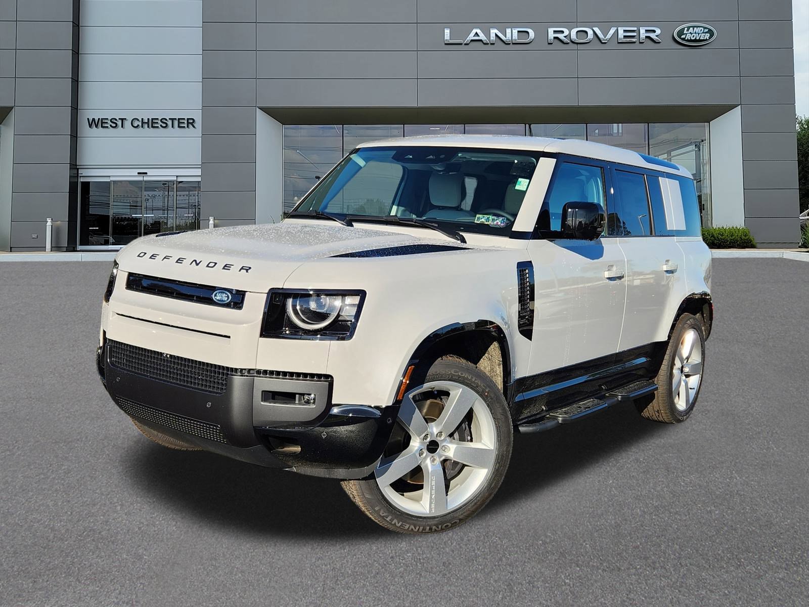 New 2026 Land Rover Defender 110 X-Dynamic SE image 1