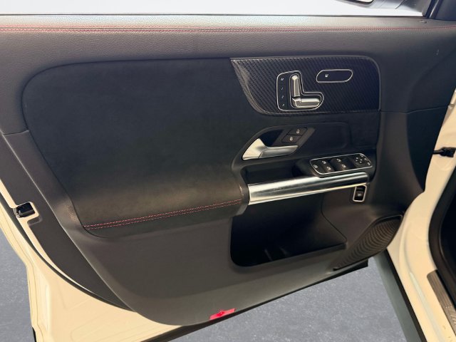 Certified 2022 Mercedes-Benz GLA 35 AMG 4MATIC image 15