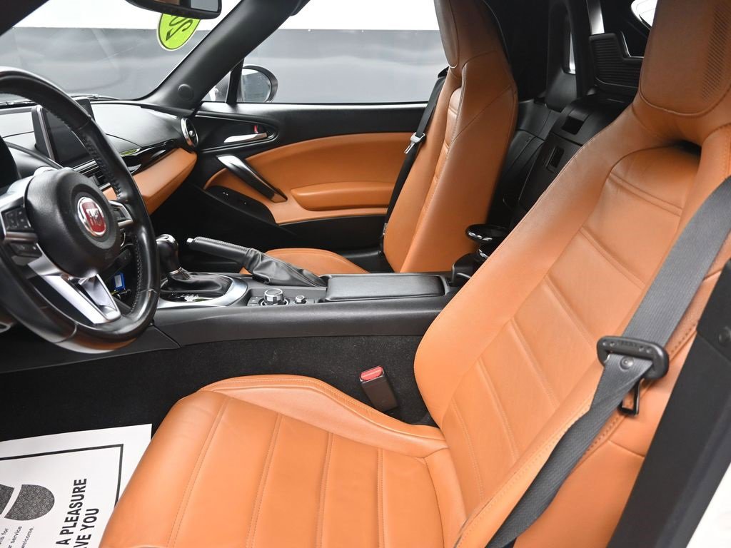 Used 2019 FIAT 124 Spider Lusso w/ Convenience Group image 13
