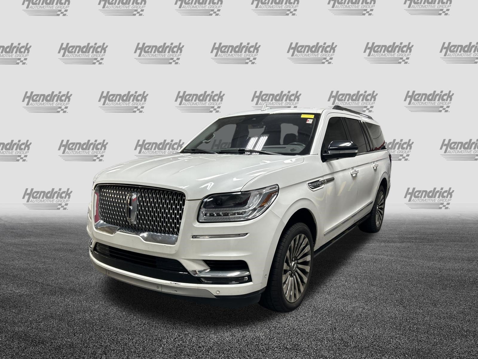 Used 2020 Lincoln Navigator L Reserve w/ Luxury Package AWD/4WD image 5