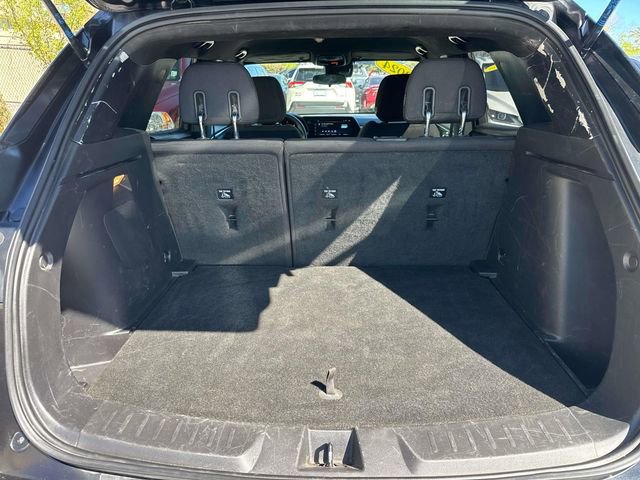 Used 2024 Chevrolet TrailBlazer LT w/ Driver Confidence Package image 8