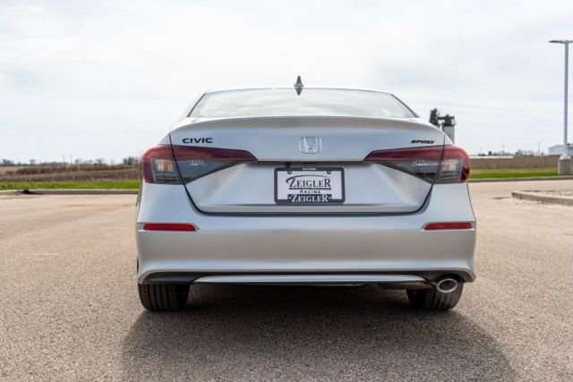 Used 2025 Honda Civic Sport image 6