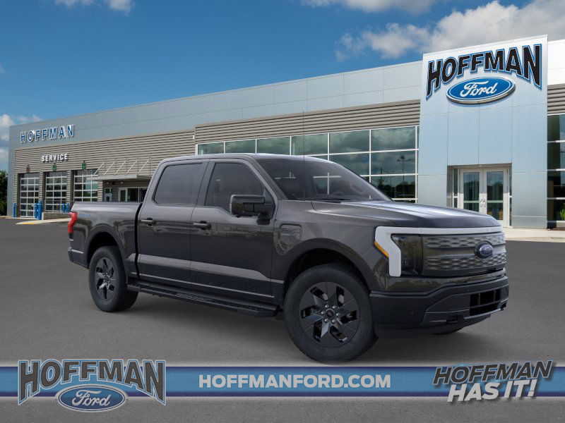 New 2023 Ford F150 Lightning Lariat