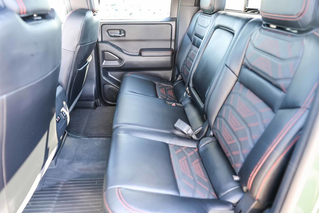 Used 2025 Nissan Frontier PRO-4X w/ Pro Premium Package image 10