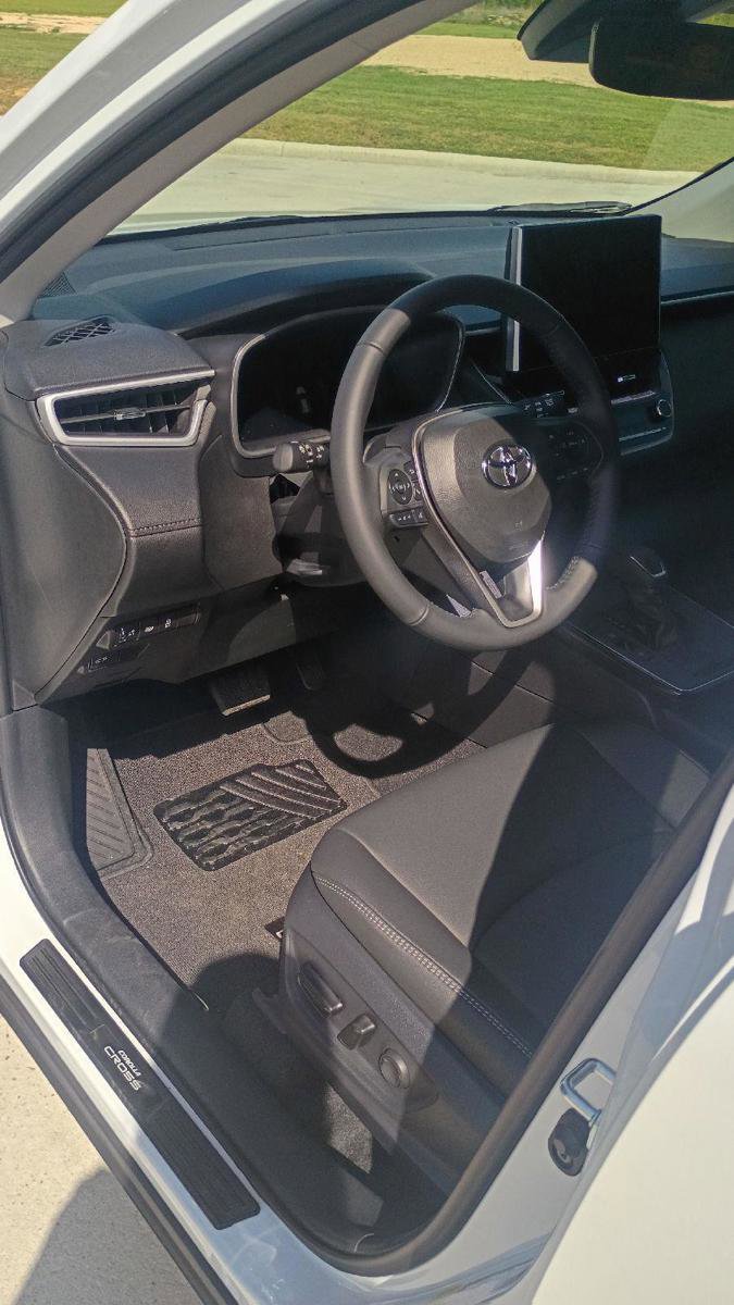 New 2026 Toyota Corolla Cross XLE image 11