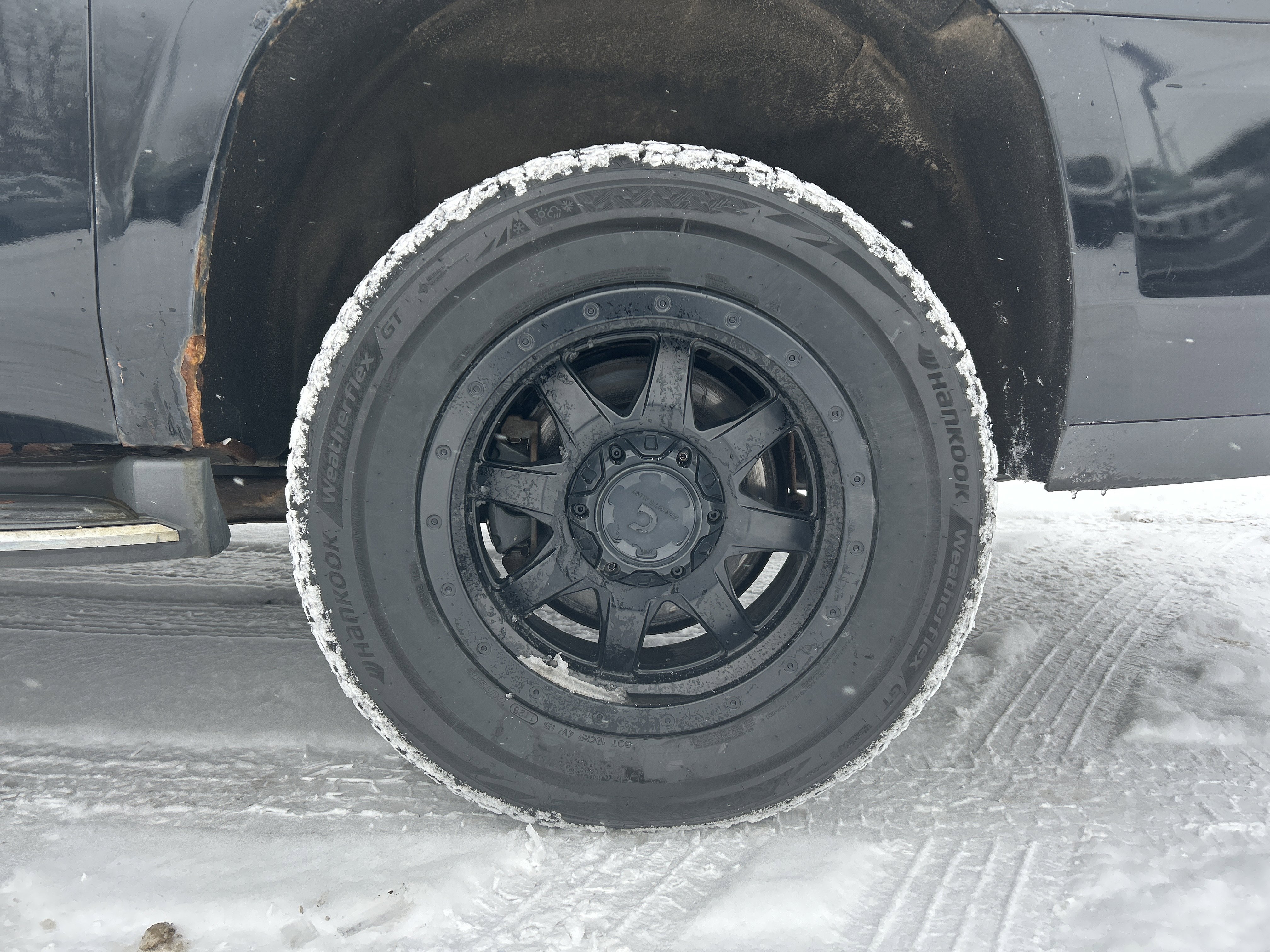 Used 2015 GMC Yukon XL SLE image 26