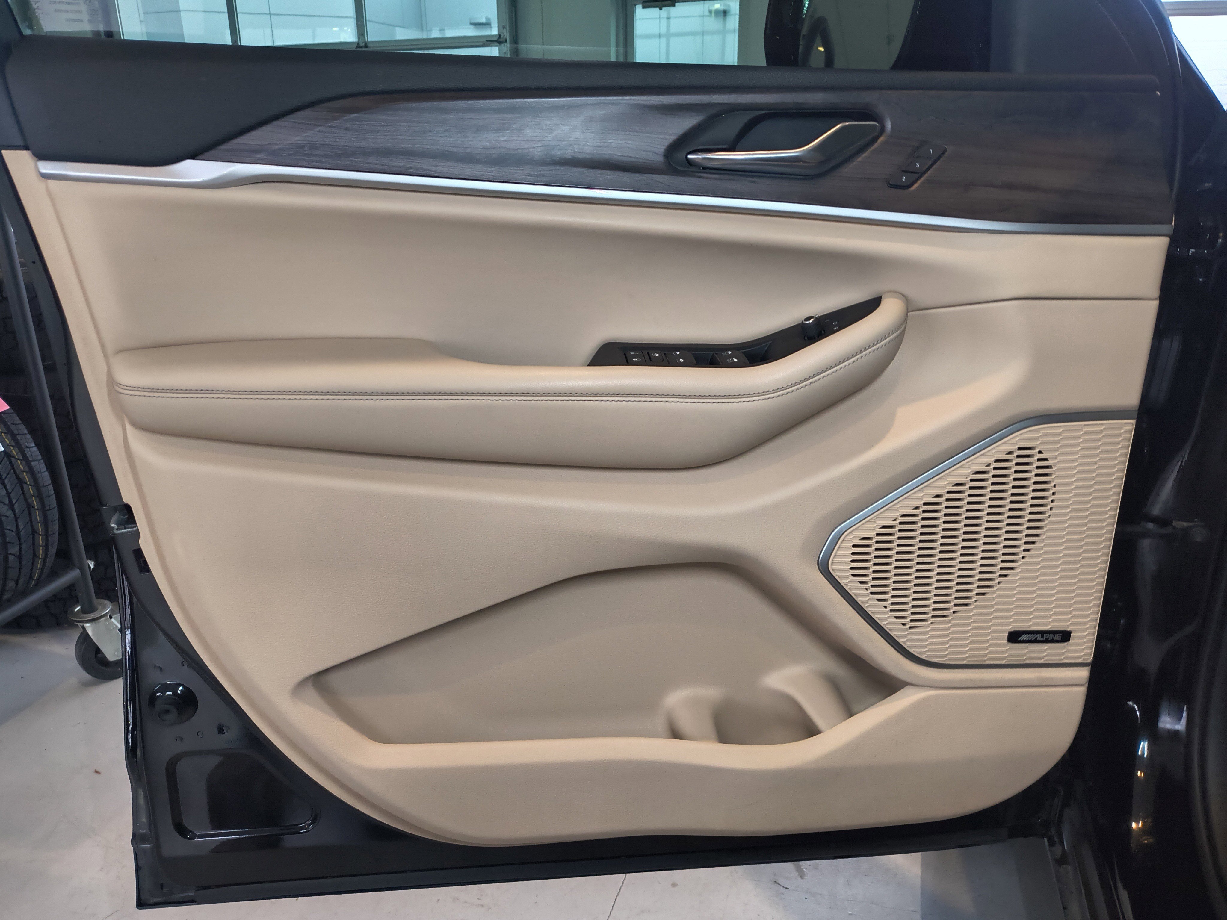 Used 2021 Jeep Grand Cherokee L Limited image 19