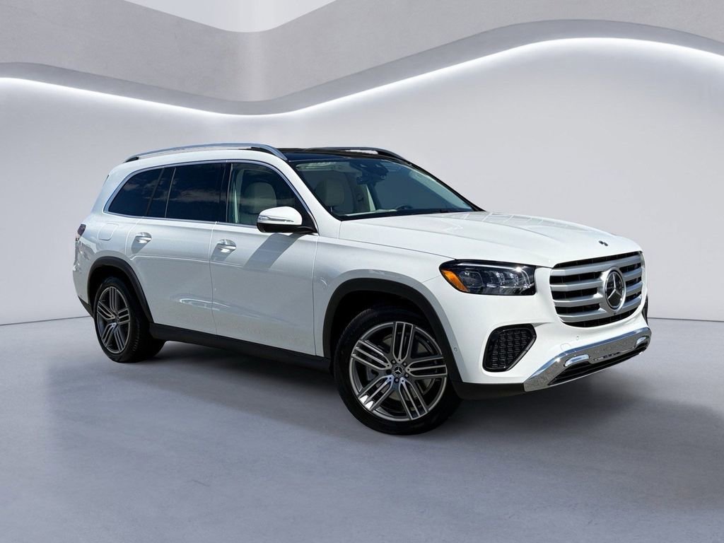 New 2026 Mercedes-Benz GLS 450 4MATIC image 2