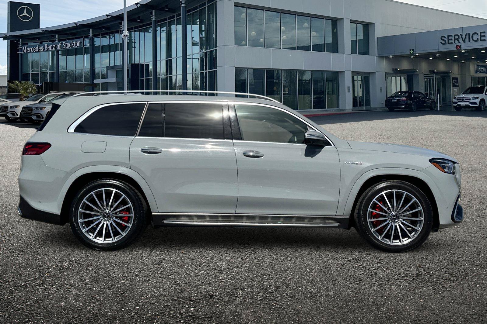 Used 2025 Mercedes-Benz GLS 63 AMG 4MATIC image 3
