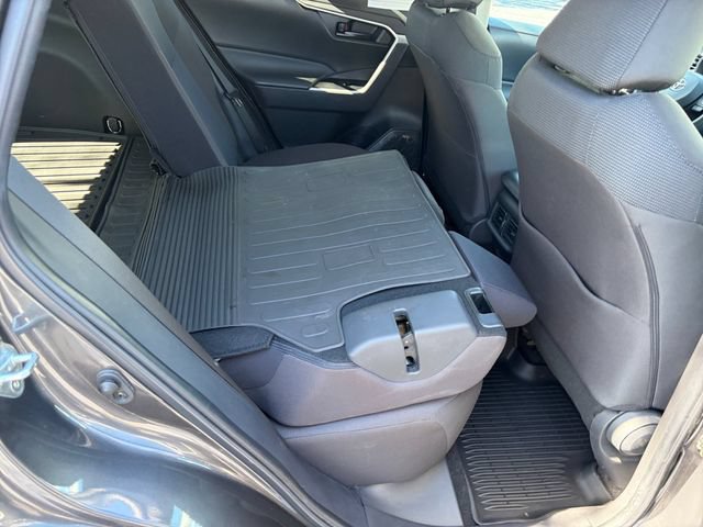 Certified 2023 Toyota RAV4 LE AWD/4WD image 9