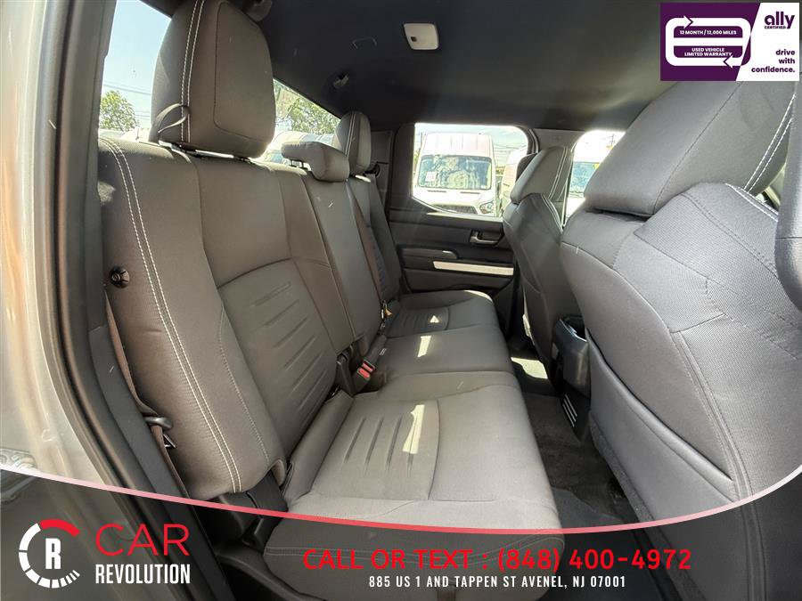 Used 2024 Toyota Tacoma TRD Off-Road AWD/4WD image 29