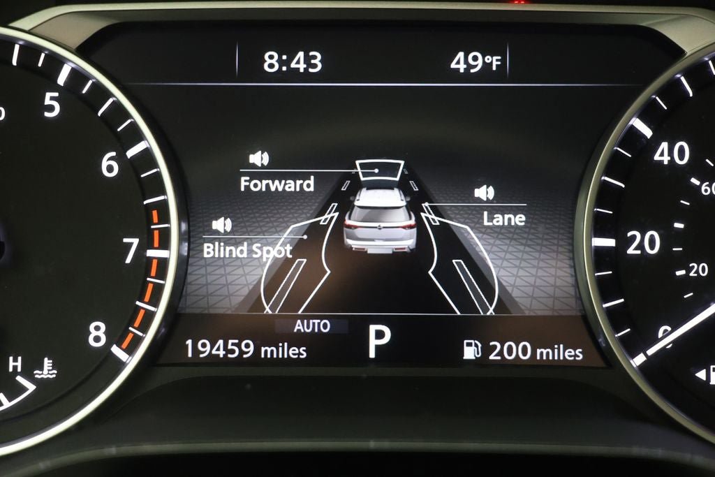 Used 2024 Nissan Pathfinder SL AWD/4WD image 17