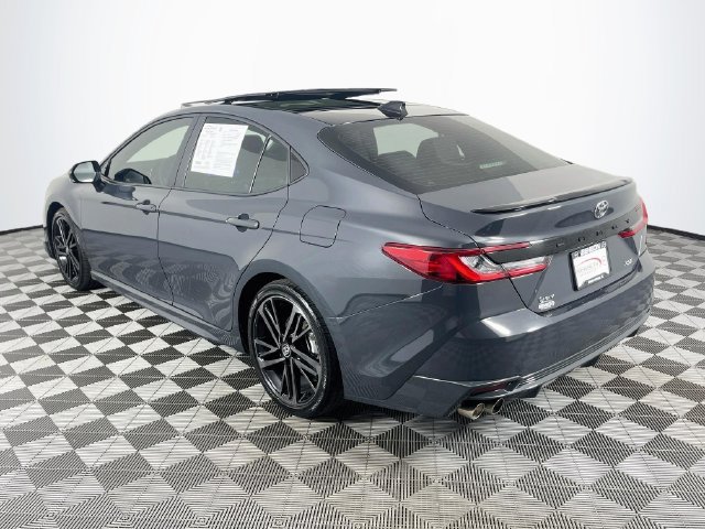 Used 2025 Toyota Camry XSE FWD image 6