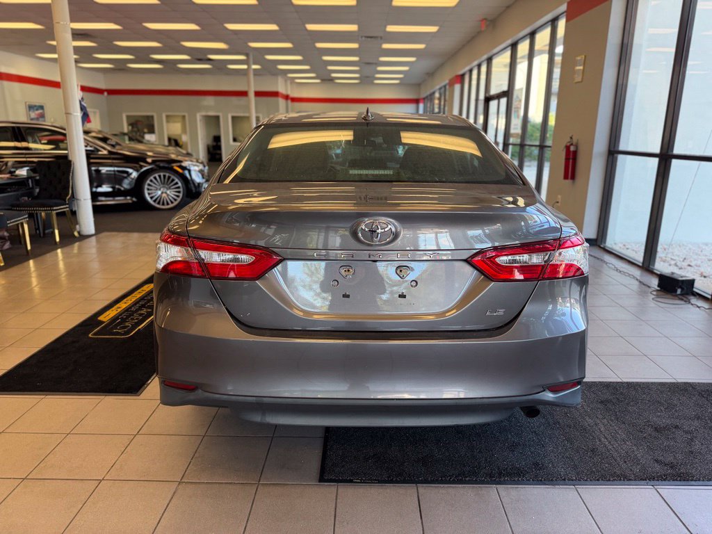 Used 2020 Toyota Camry LE FWD image 6