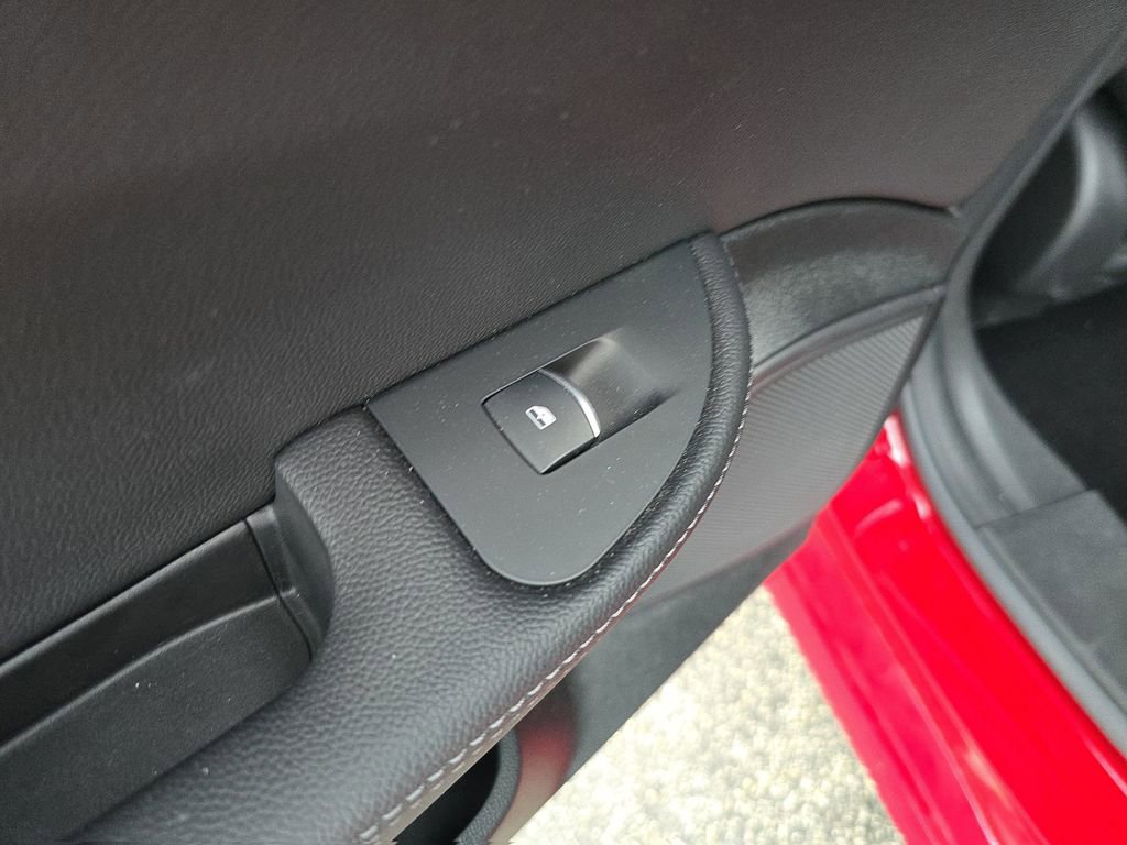 Used 2024 Alfa Romeo Giulia Sprint image 11