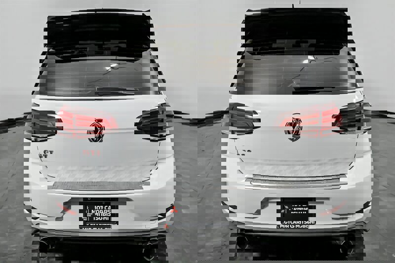 Used 2020 Volkswagen GTI S image 9