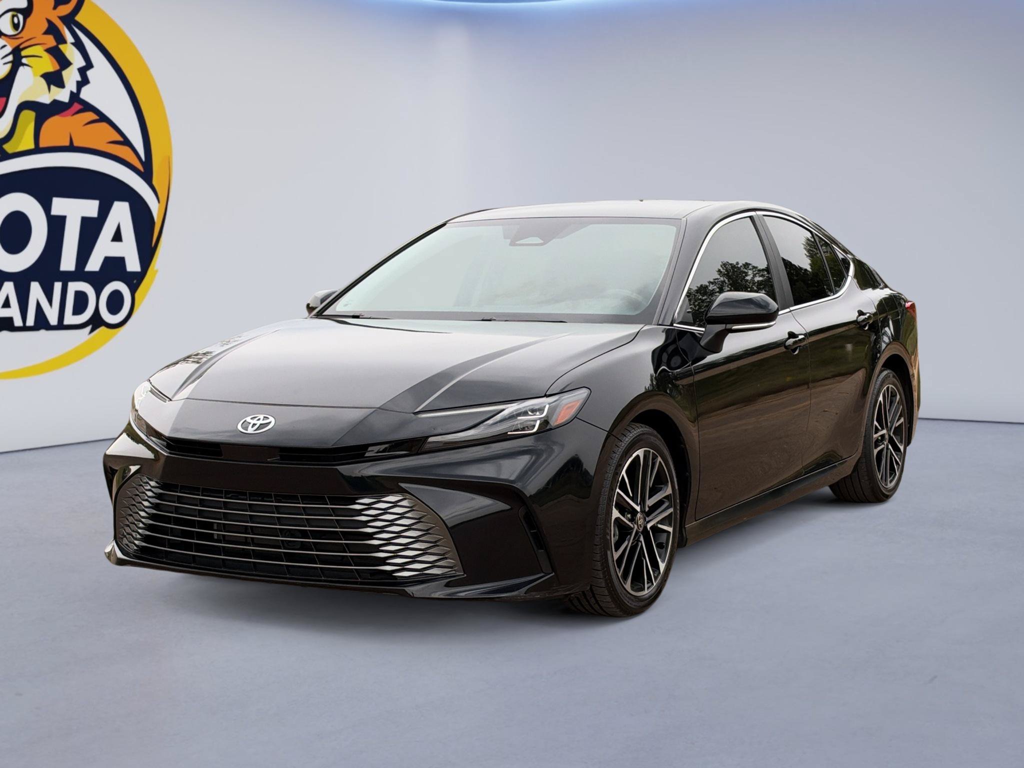 Used 2025 Toyota Camry XLE