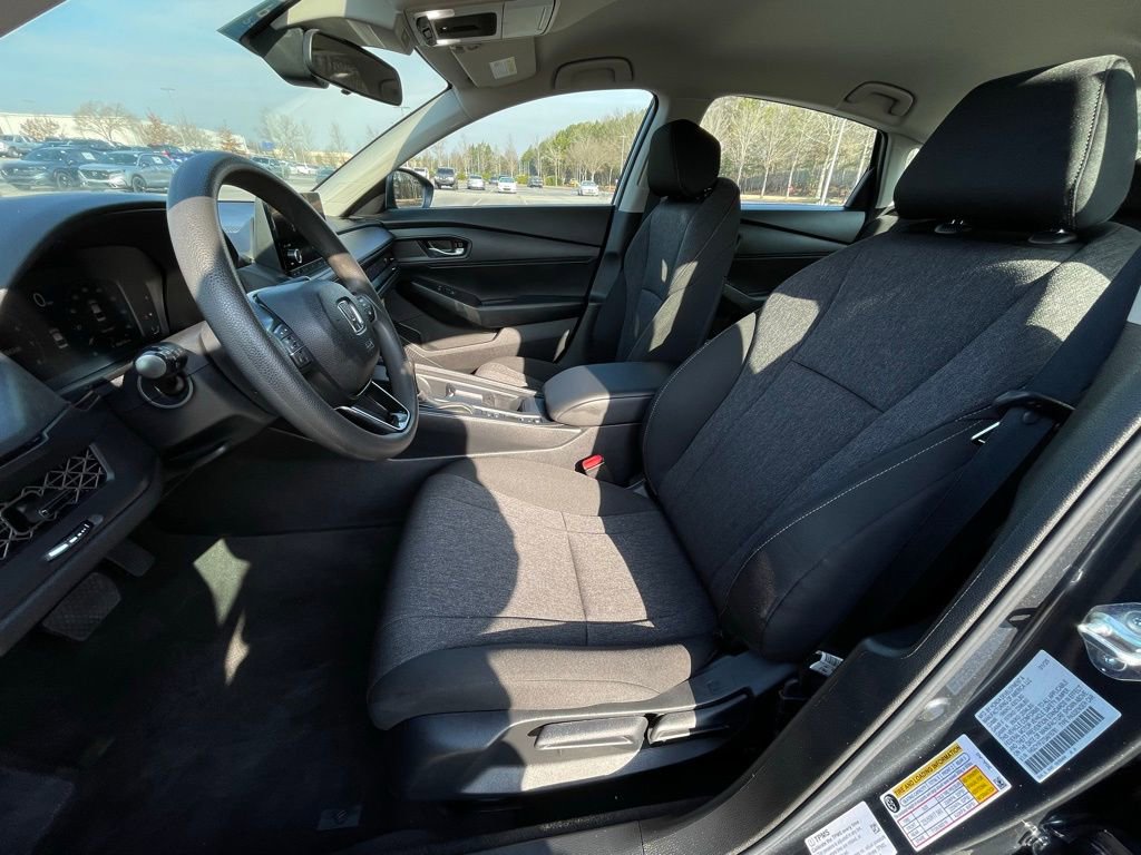 Certified 2025 Honda Accord LX image 26