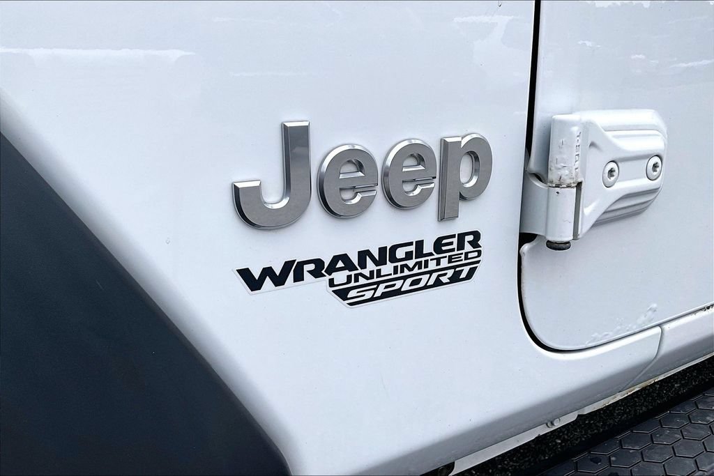 Used 2018 Jeep Wrangler Unlimited Sport S AWD/4WD image 24