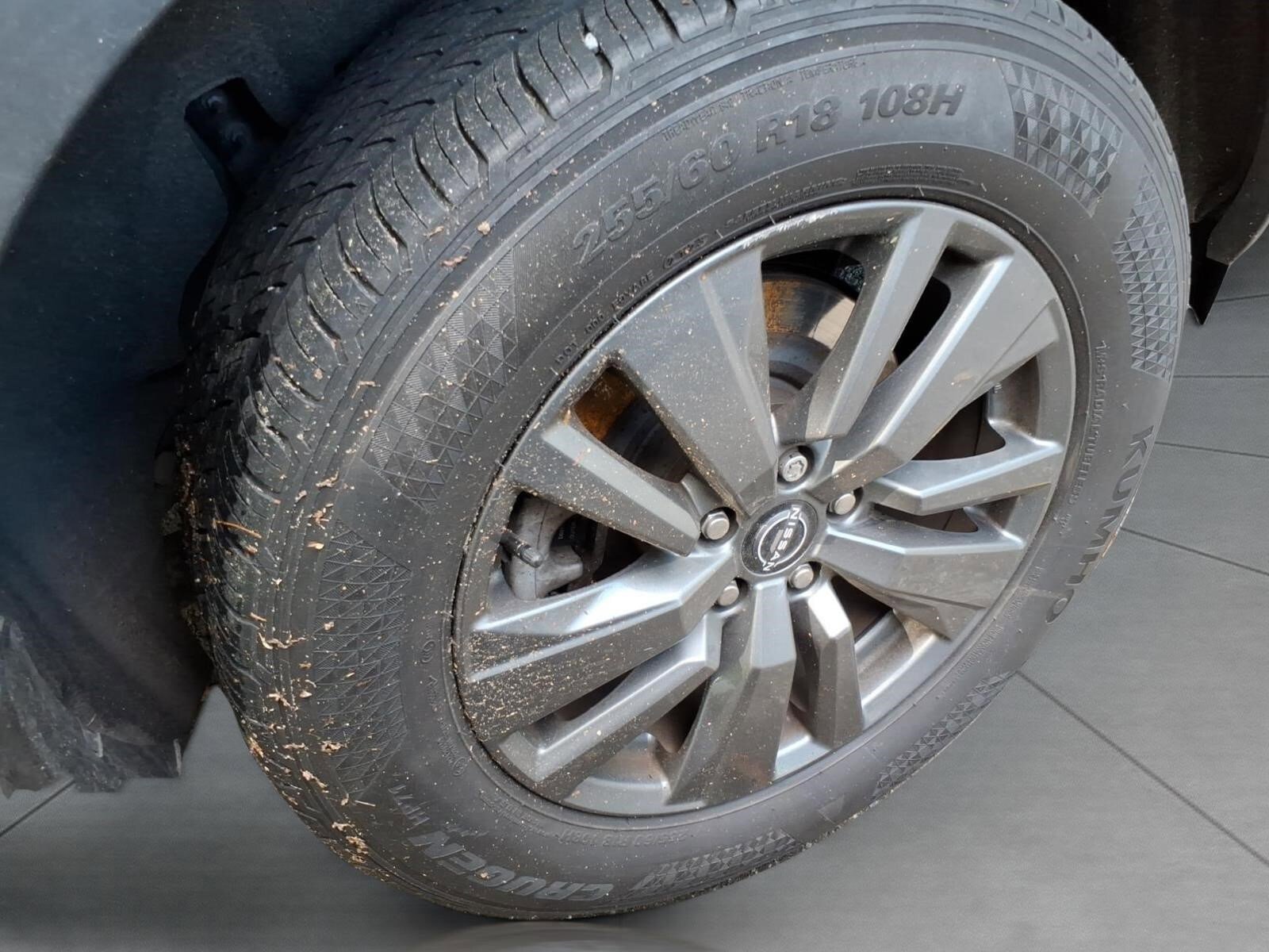Used 2023 Nissan Pathfinder SV AWD/4WD image 5