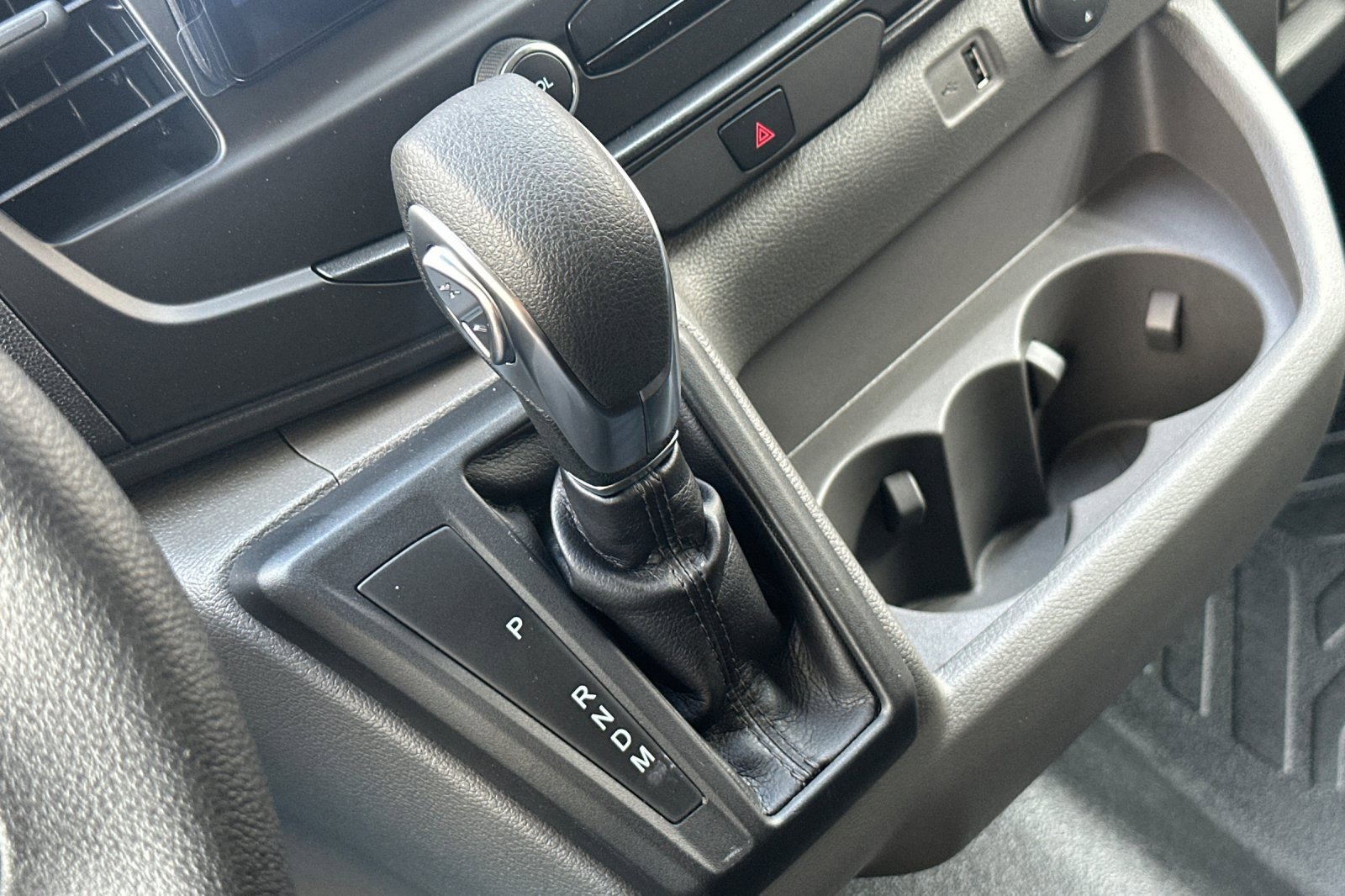 New 2026 Ford Transit 250 148 Medium Roof w/ Load Area Protection Package image 20