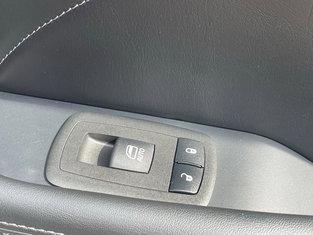 Used 2023 Dodge Challenger R/T Scat Pack w/ Plus Package image 17