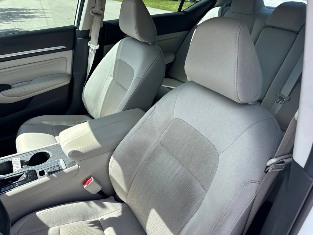 Used 2019 Nissan Altima 2.5 SV FWD image 10