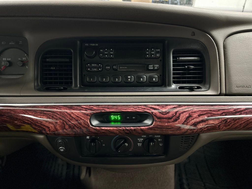 Used 2001 Mercury Grand Marquis GS image 6