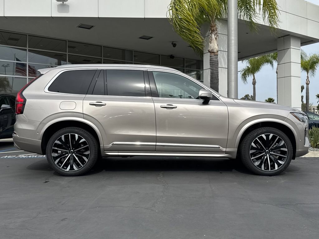 New 2026 Volvo XC90 T8 Plus w/ Protection Package Premier AWD/4WD image 6