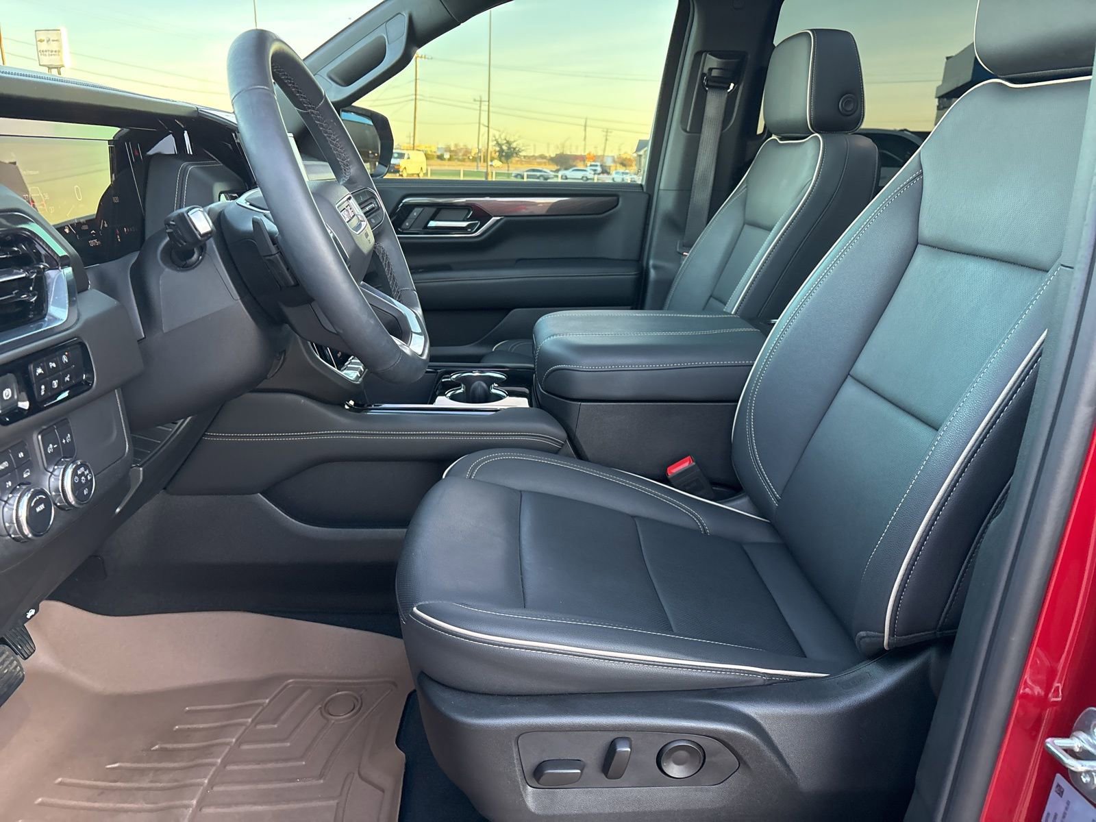 Certified 2025 GMC Yukon XL Elevation image 11