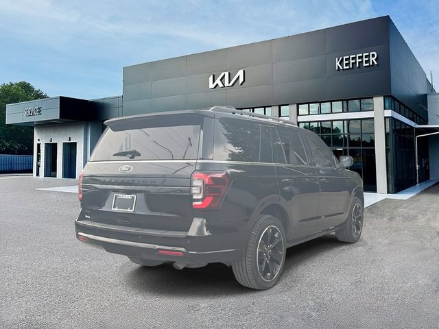 Used 2023 Ford Expedition Limited AWD/4WD image 8
