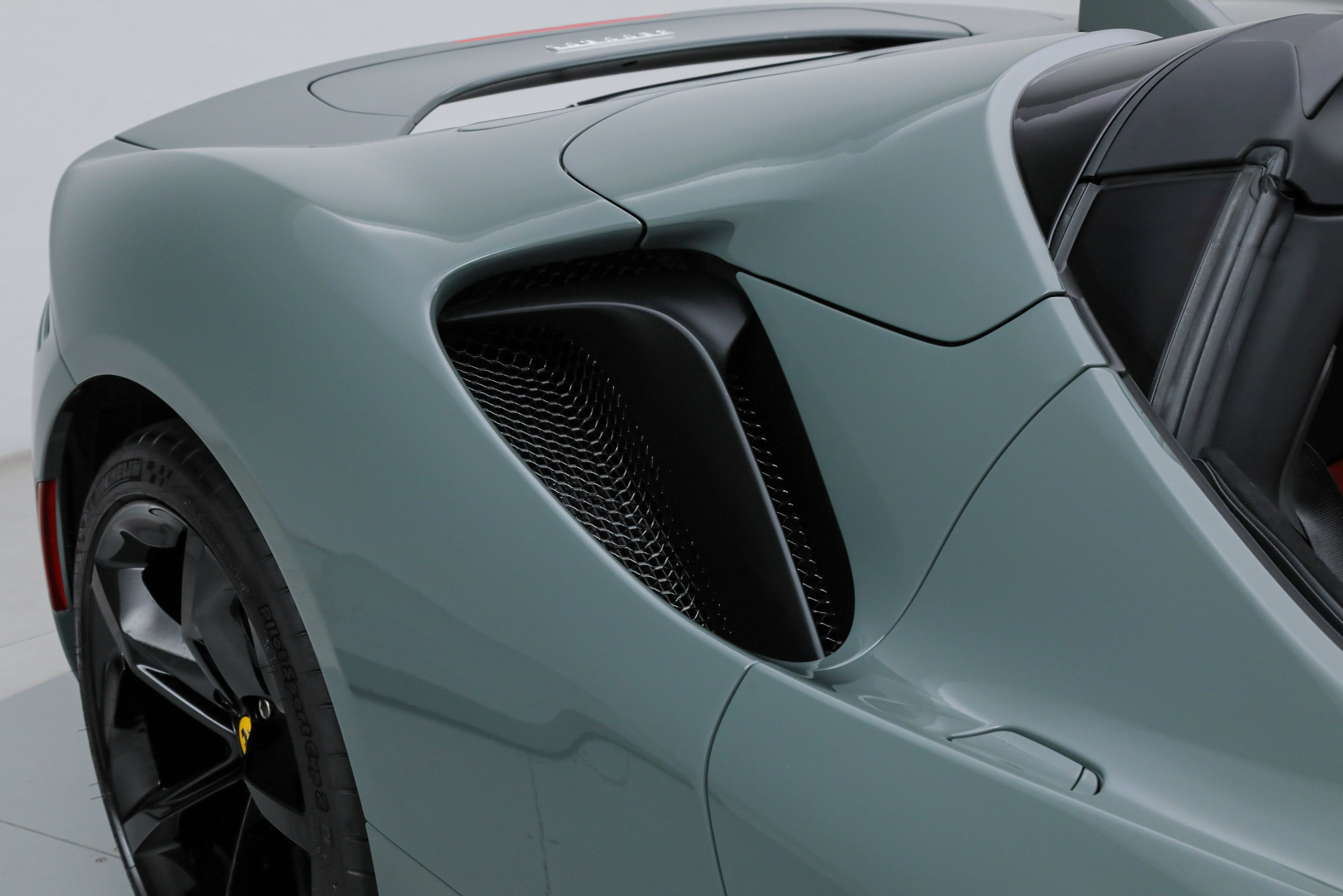 Certified 2025 Ferrari SF90 Spider AWD/4WD image 27