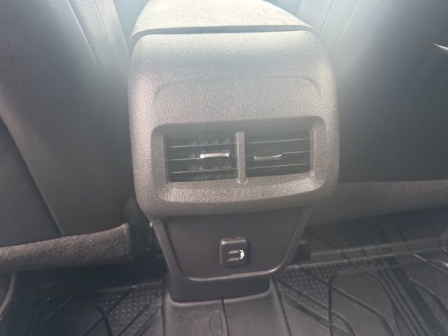 Used 2020 Chevrolet Equinox LT w/ Midnight Edition image 26