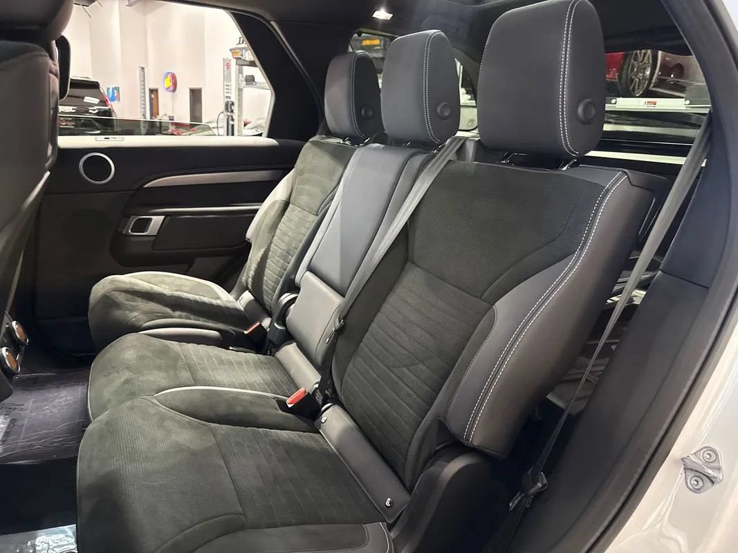 Used 2022 Land Rover Discovery S R-Dynamic AWD/4WD image 96