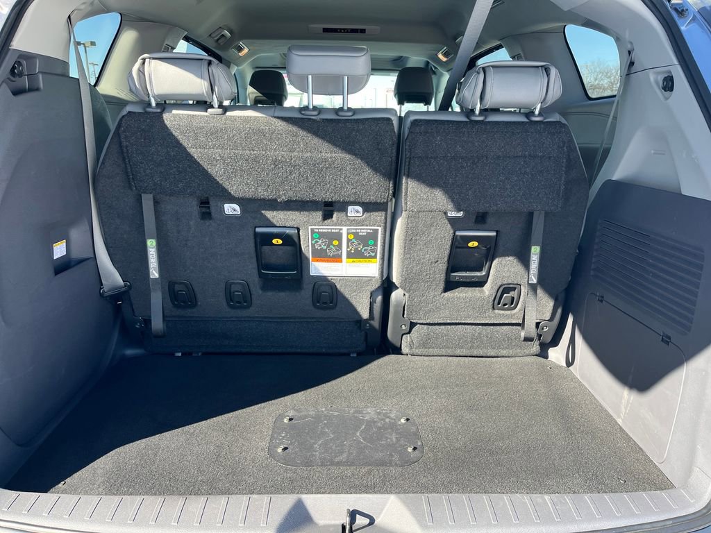 Used 2023 Toyota Sienna XLE image 25