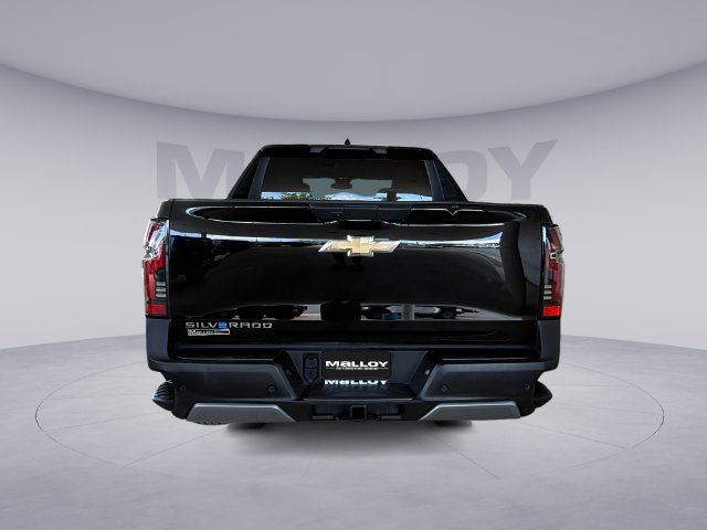 Used 2026 Chevrolet Silverado EV LT AWD/4WD image 4