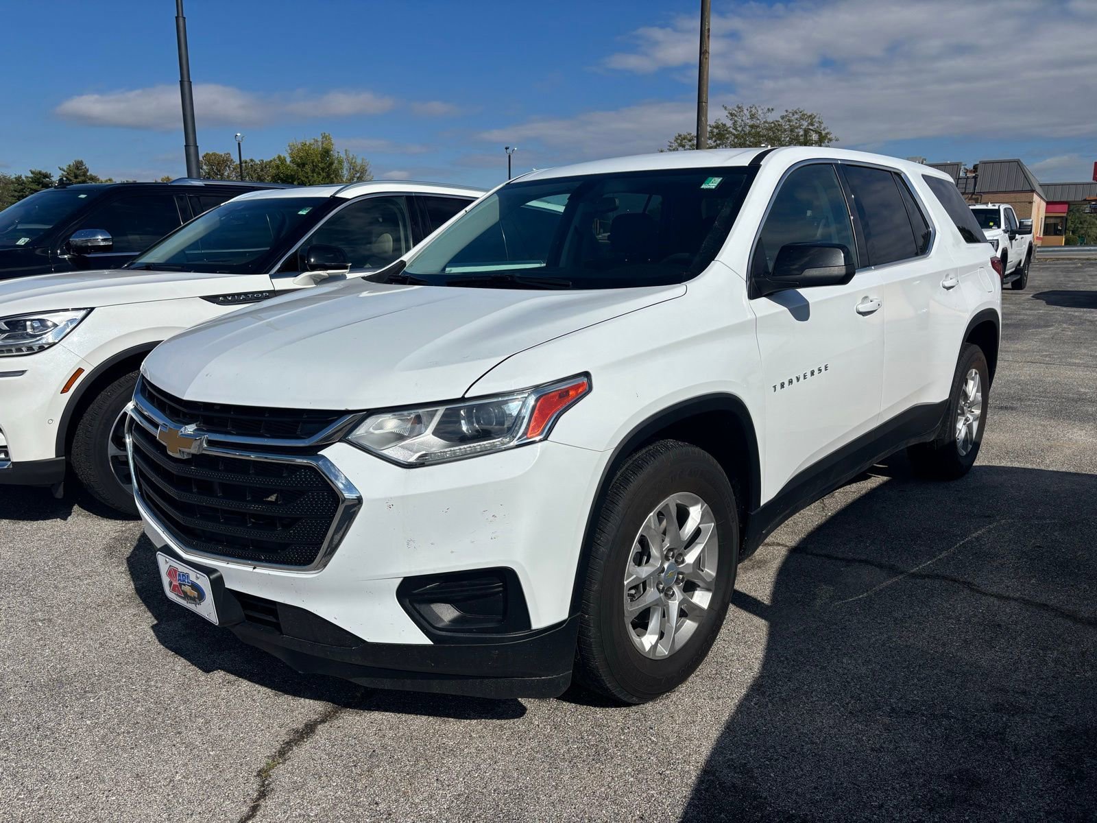 Used 2021 Chevrolet Traverse LS image 2