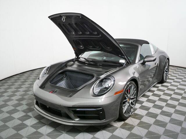 Certified 2023 Porsche 911 Targa 4S AWD/4WD image 33