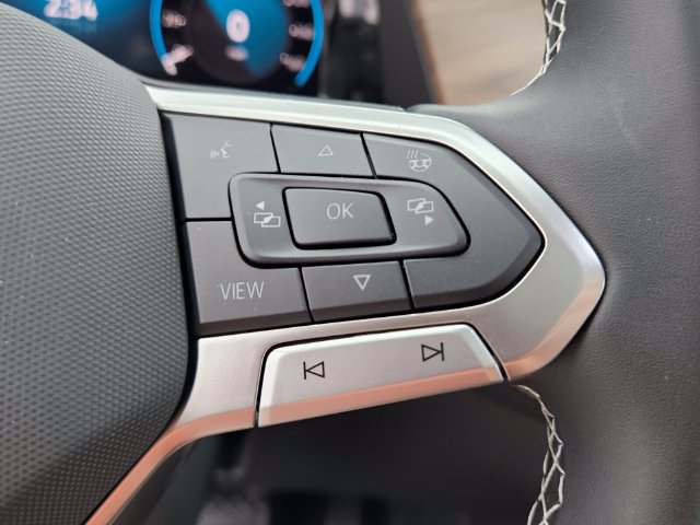 New 2026 Volkswagen Atlas SE FWD image 27