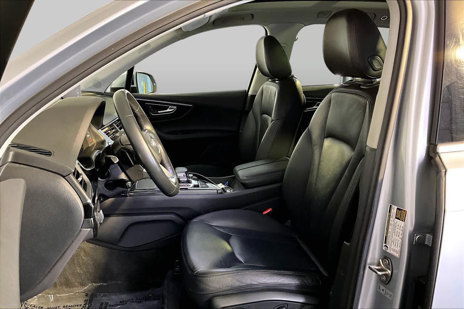 Used 2019 Audi Q7 3.0T Premium Plus w/ Premium Plus Package AWD/4WD image 9
