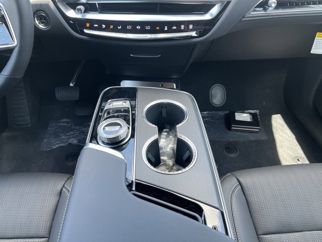 New 2025 Cadillac Lyriq Luxury image 19