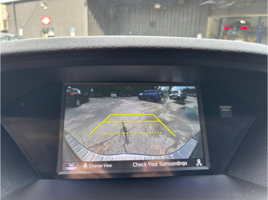 Used 2020 Acura MDX w/ Technology Package AWD/4WD image 32