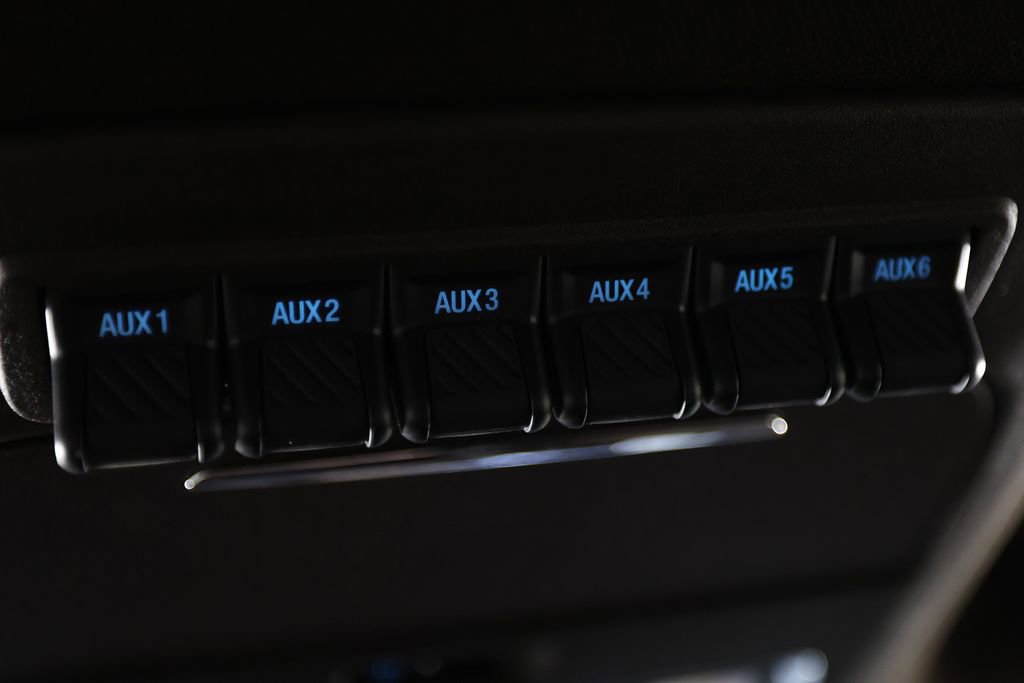 Used 2025 Ford F350 King Ranch w/ Chrome Package AWD/4WD image 41