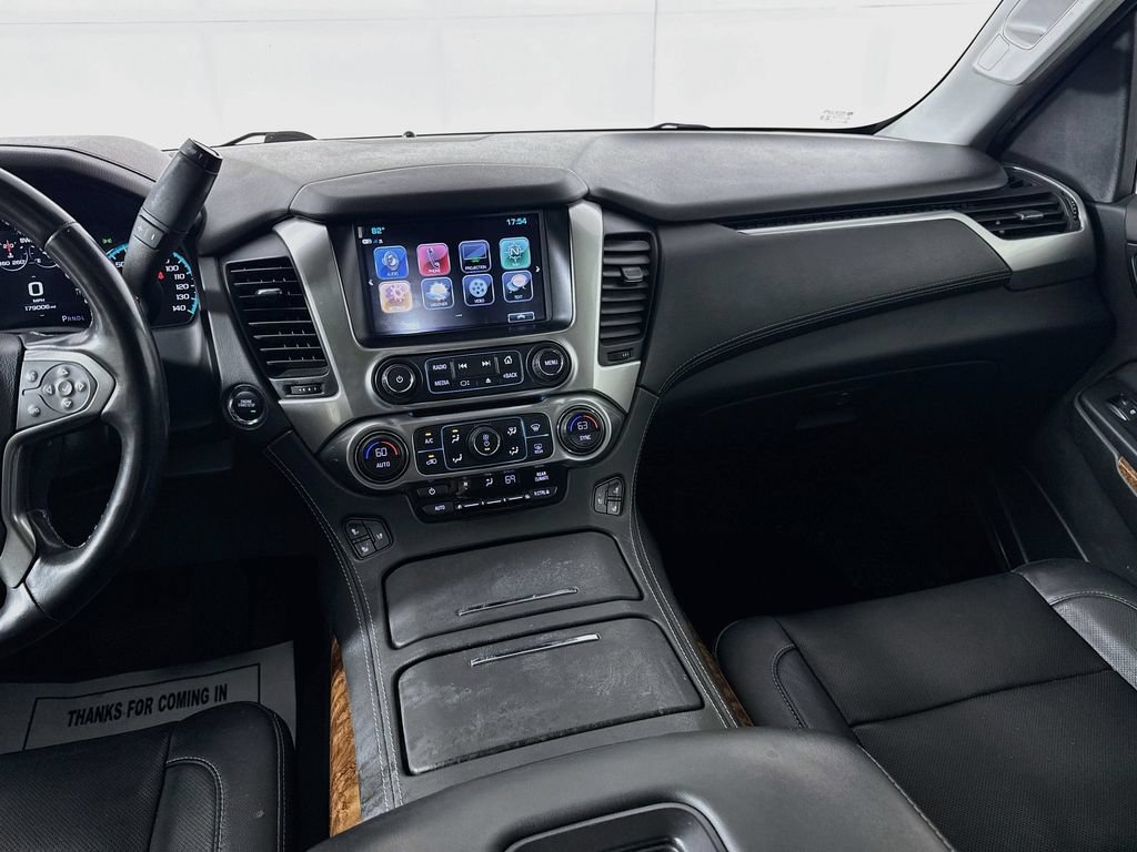 Used 2020 Chevrolet Suburban Premier AWD/4WD image 28