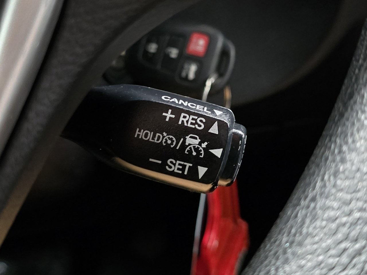 Used 2017 Toyota Corolla LE w/ Carpet Mat Package (TMS) image 33