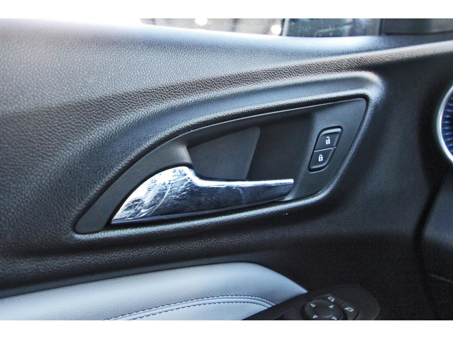 Used 2024 Chevrolet Trax LT w/ Driver Confidence Package image 22