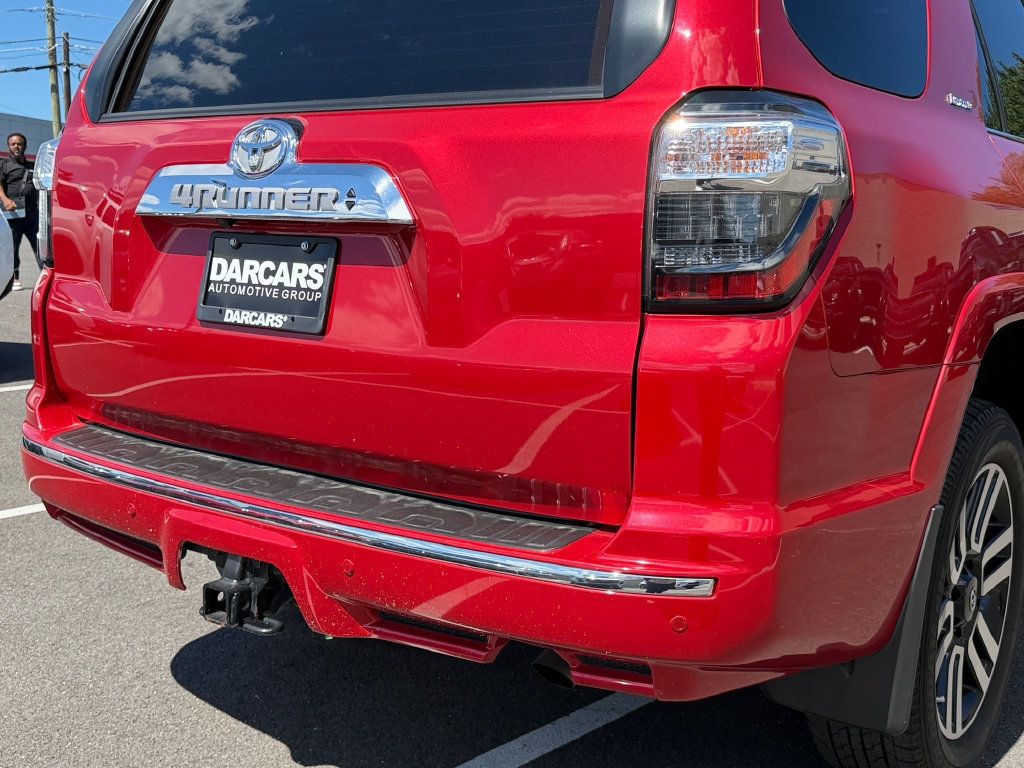 Used 2023 Toyota 4Runner Limited AWD/4WD image 10