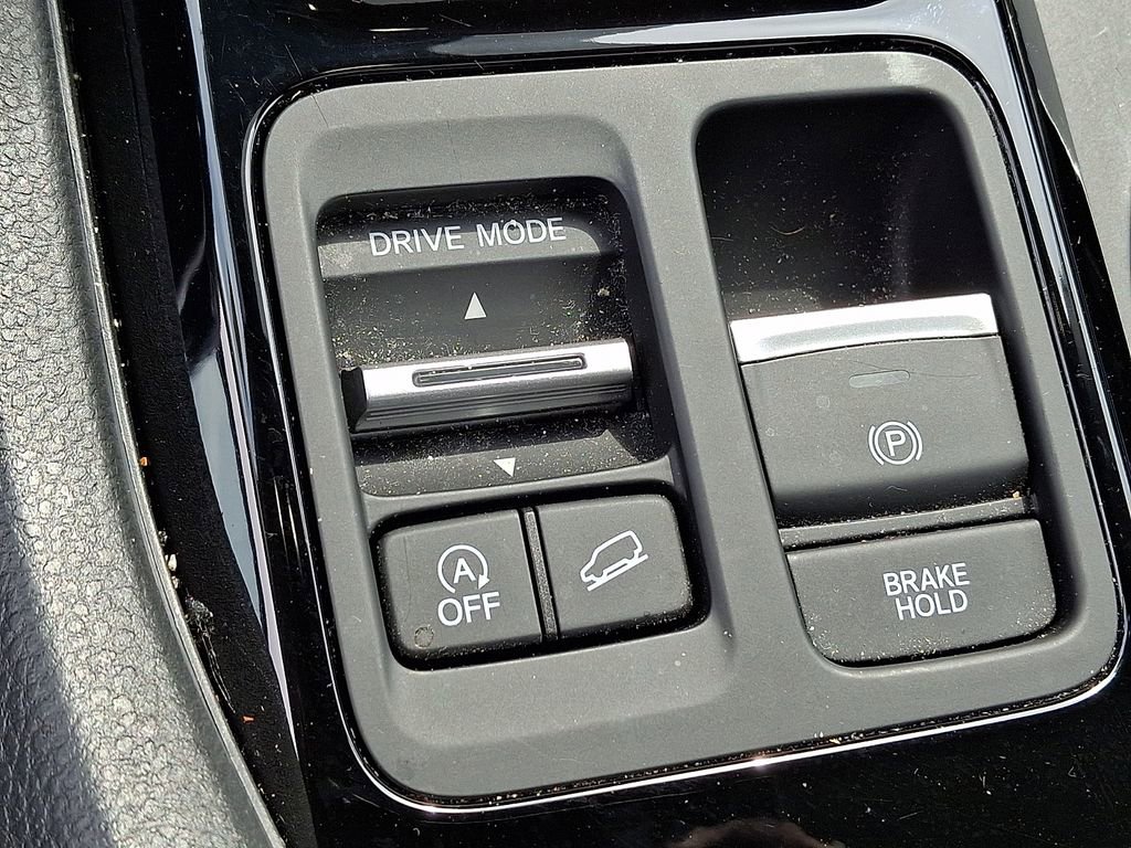 Used 2023 Honda Pilot Touring image 25