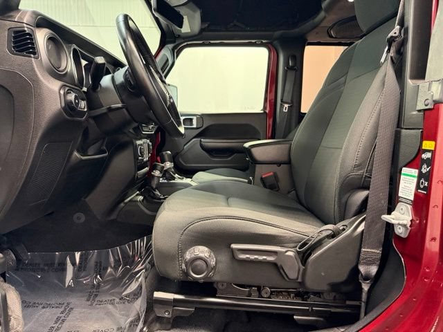 Used 2021 Jeep Wrangler Sport AWD/4WD image 13